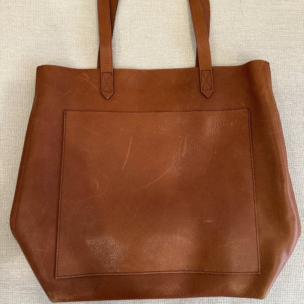 Madewell Medium Transport Tote (English Saddle)
